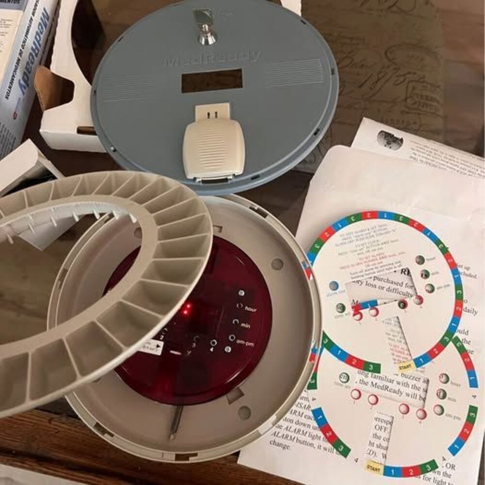 MedReady Pill Dispenser